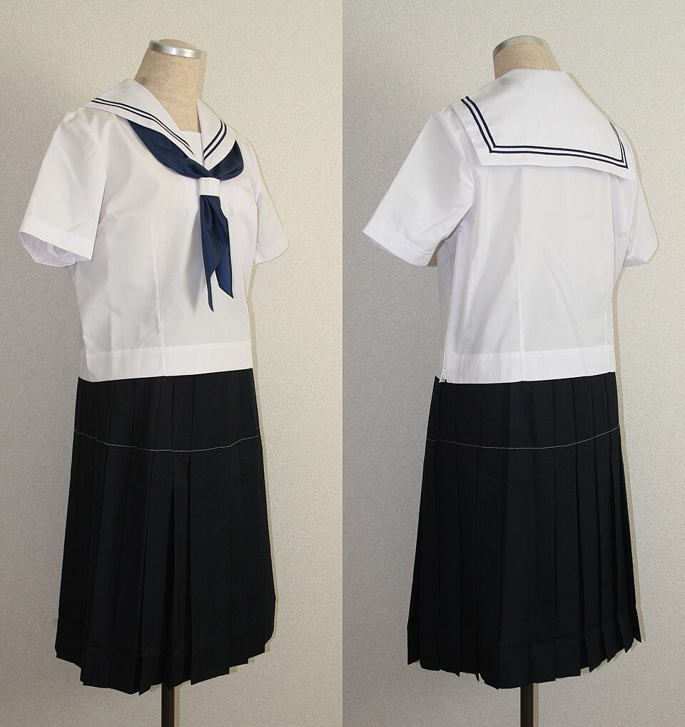 水手服