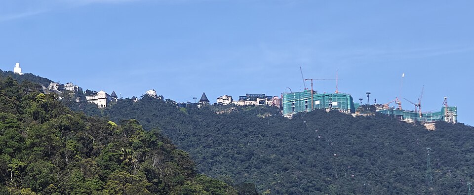 巴拿山