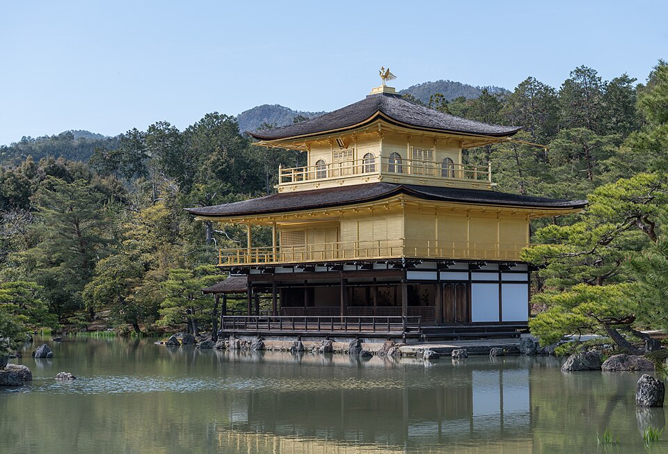 鹿苑寺